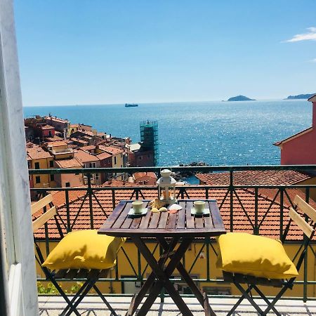 Vento Di Mare Lägenhet Tellaro Exteriör bild