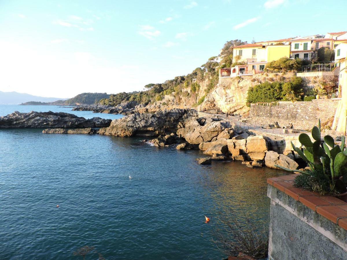 Vento Di Mare Lägenhet Tellaro Exteriör bild