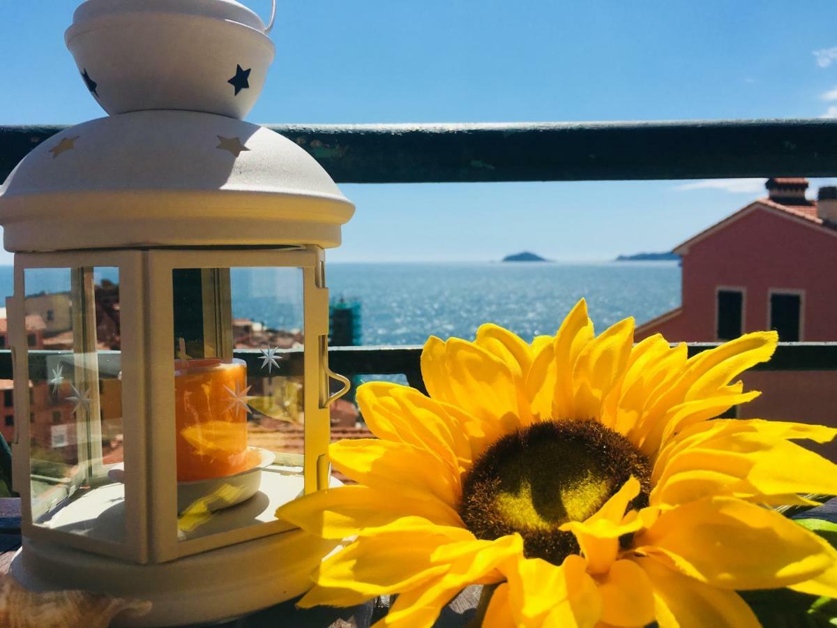 Vento Di Mare Lägenhet Tellaro Exteriör bild